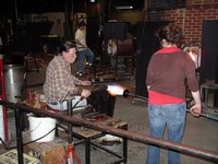 making a glass vase at wheaton village