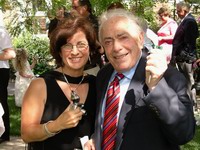 sonia and dad at lesslie wedding