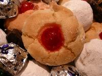 amaretti cookie image